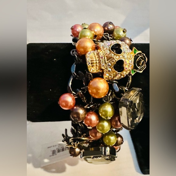 Betsey Johnson Multicolor Skull Bracelet - Picture 6 of 8